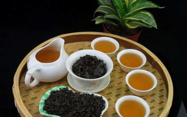 Oolong Tea.jpg Oolong Tea.jpg