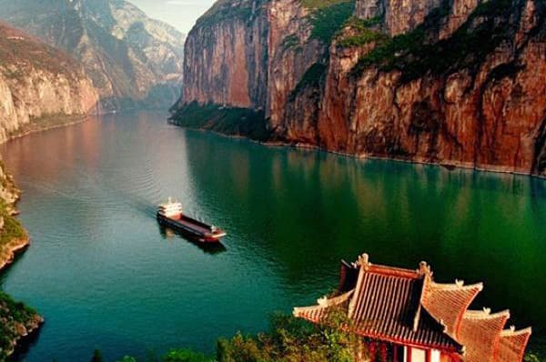Yangtze River 7.jpg Yangtze River 7.jpg