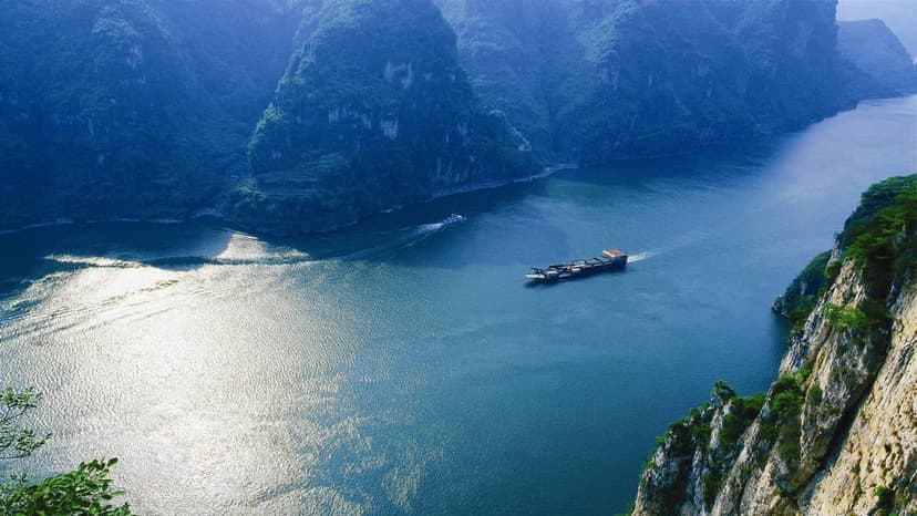 Yangtze-River-3.jpg Yangtze-River-3.jpg