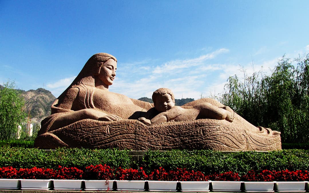 yellow-river-s-mother-sculpture yellow-river-s-mother-sculpture