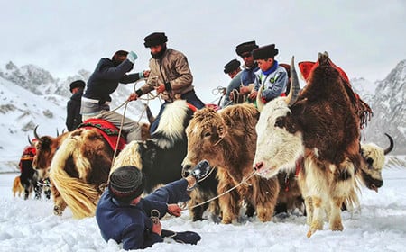 3-days-taxkorgan-and-pamir-landscape-tour-01 3-days-taxkorgan-and-pamir-landscape-tour-01