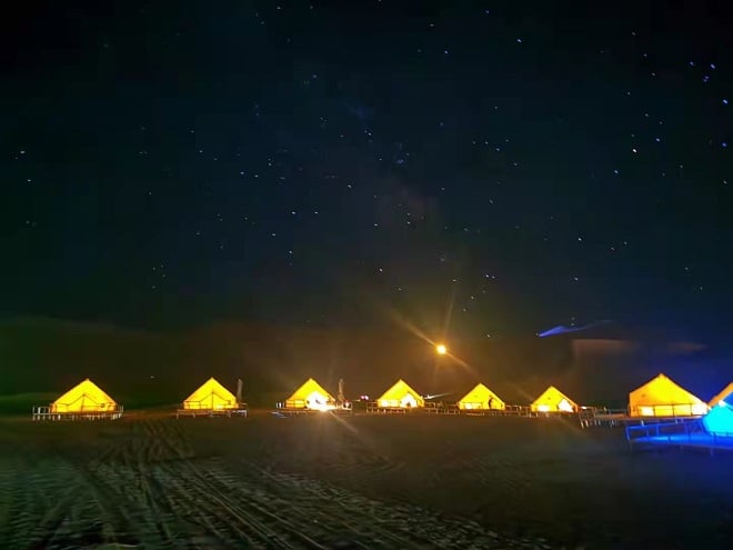 desert-camping desert-camping