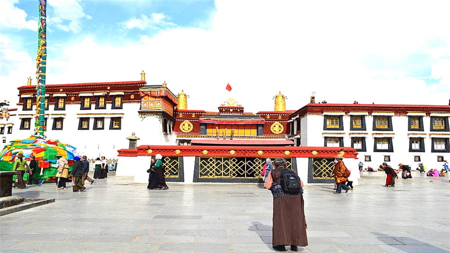 jokhang-temple jokhang-temple