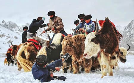 3-days-taxkorgan-and-pamir-landscape-tour-01 3-days-taxkorgan-and-pamir-landscape-tour-01