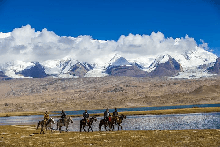 karakul-lake karakul-lake
