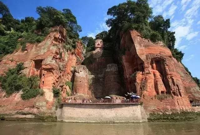 leshan-giant-buddha leshan-giant-buddha