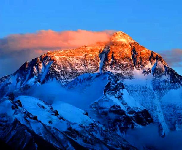 everest-peak-tibet everest-peak-tibet