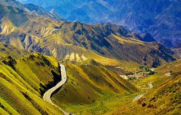 classic-xinjiang-tour-sayram-lake-narat-and-duku-adventure-1 classic-xinjiang-tour-sayram-lake-narat-and-duku-adventure-1