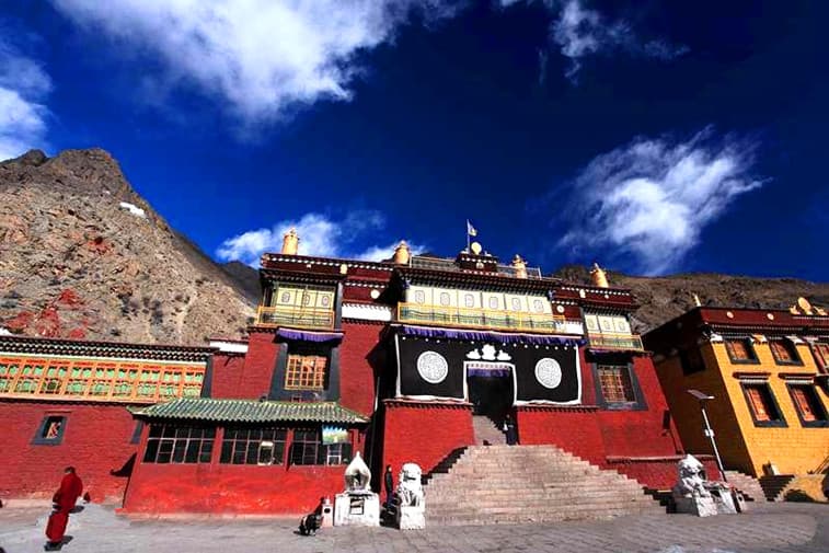 tsurphu-monastery tsurphu-monastery