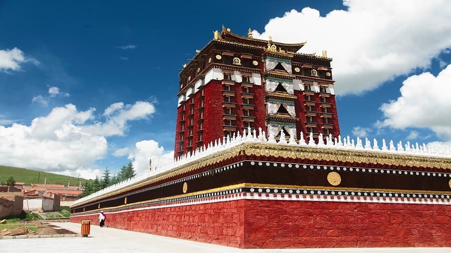 milarepa-palace-buddhist-temple milarepa-palace-buddhist-temple