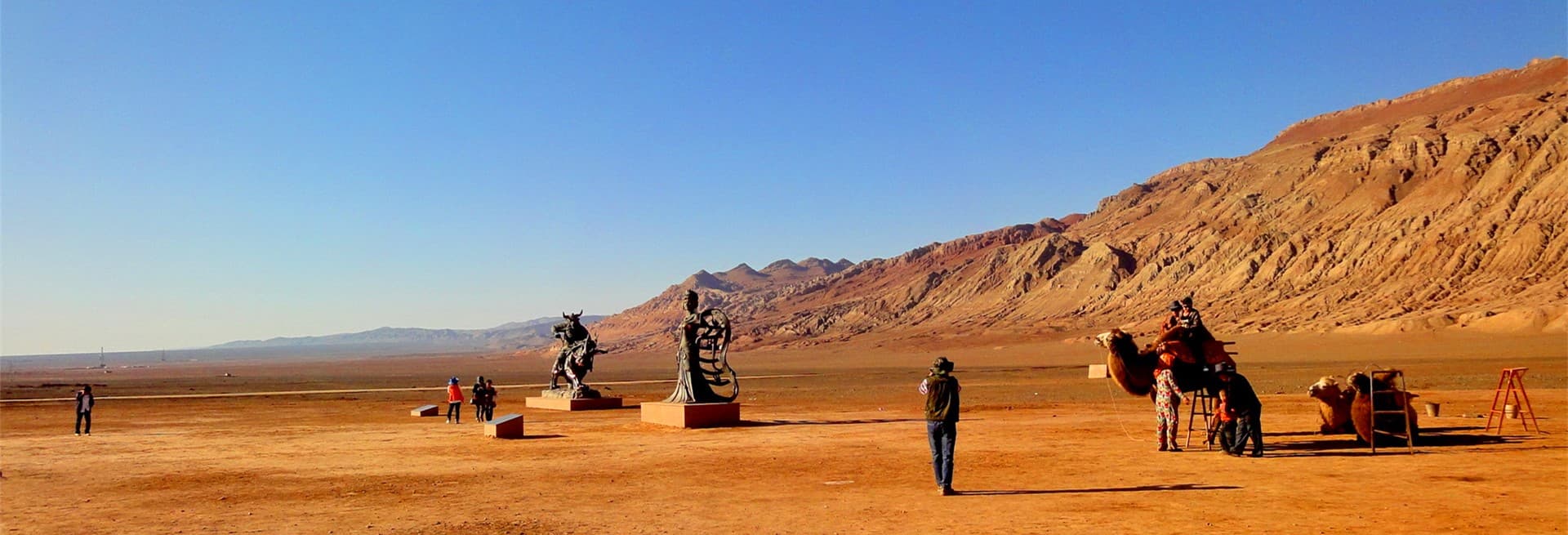 5-days-tour-from-turpan-to-urumqi-2 5-days-tour-from-turpan-to-urumqi-2