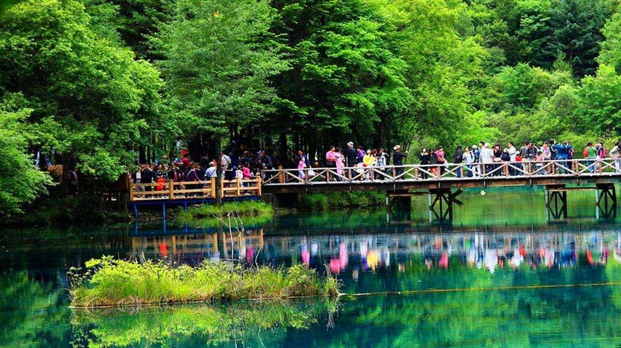 jiuzhaigou-scenic-area-3 jiuzhaigou-scenic-area-3