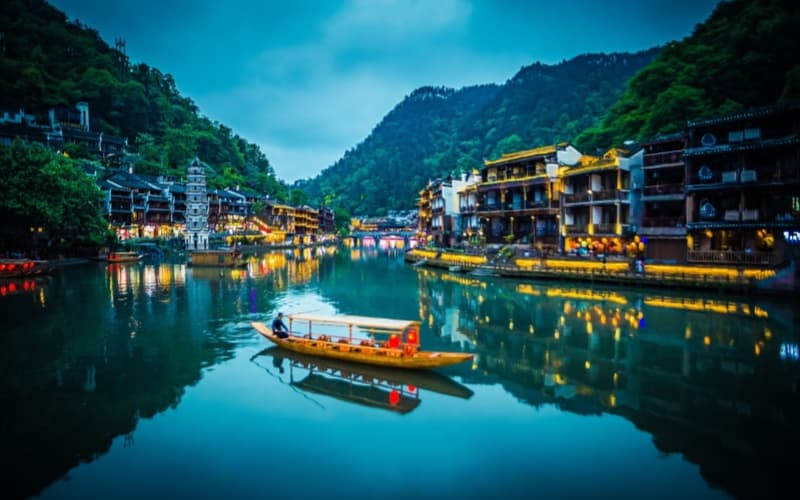 fenghuang-ancient-town fenghuang-ancient-town