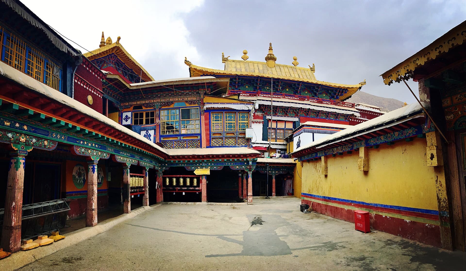 drepung-monastery drepung-monastery