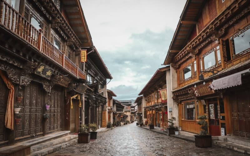 dukezong-ancient-town-2 dukezong-ancient-town-2