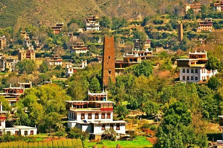 jiayu-tibetan-village jiayu-tibetan-village