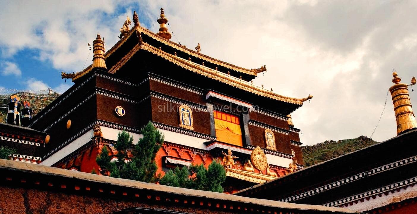 tashilhunpo-monastery-2 tashilhunpo-monastery-2