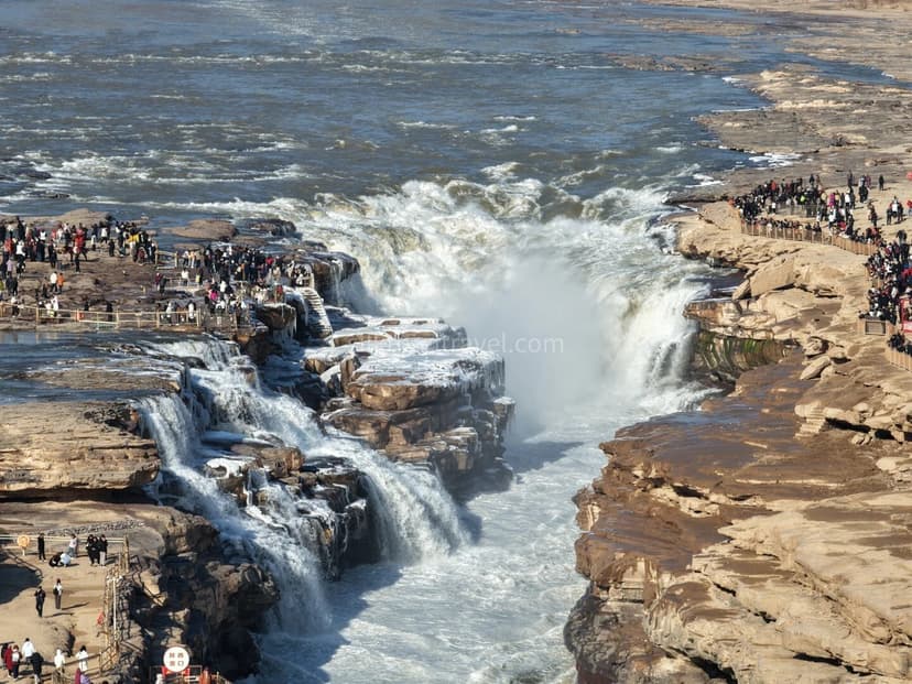 Hukou Waterfall.jpg Hukou Waterfall.jpg
