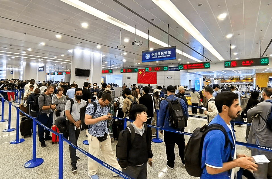 6a462a180b308.png china entry.png