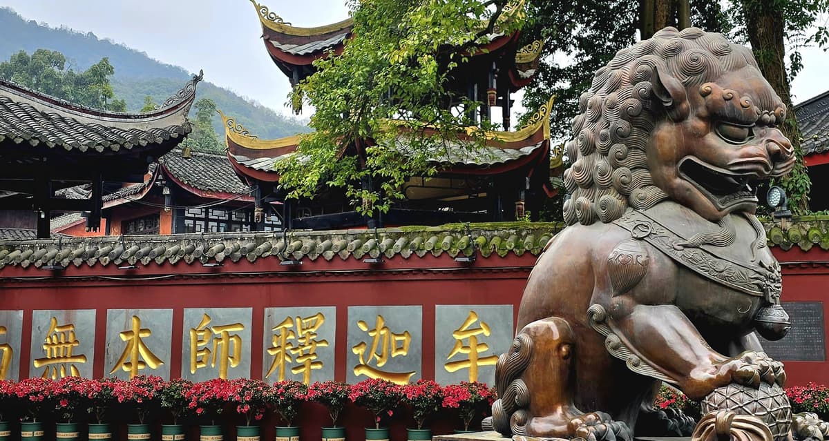 baoguo temple.jpg baoguo temple.jpg