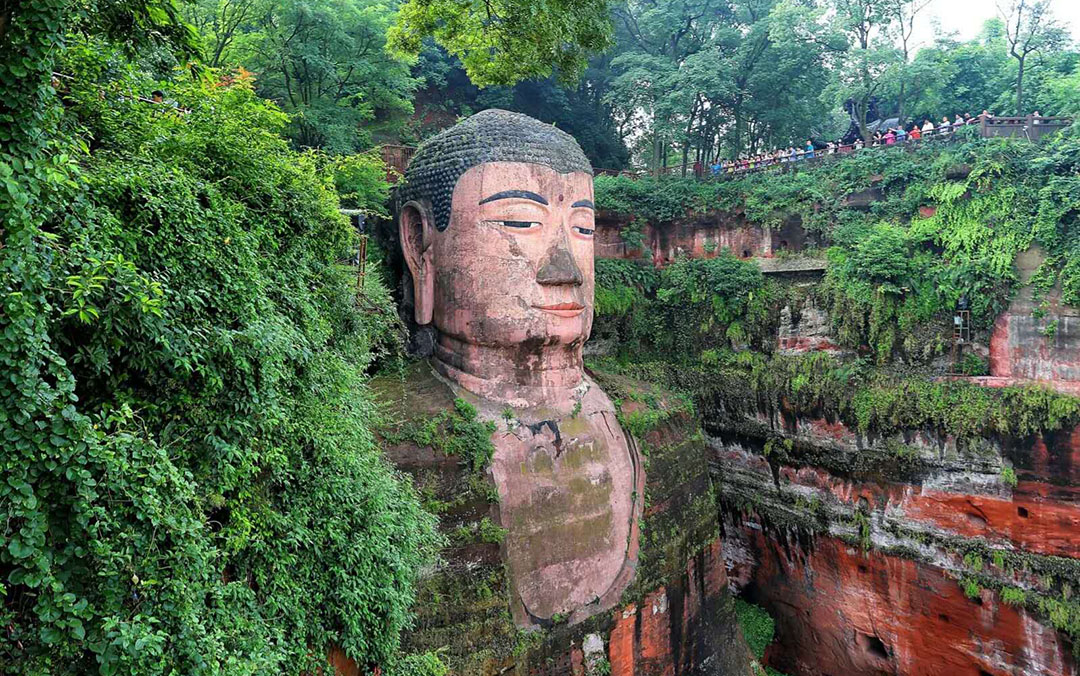 Leshan Buddha Sculpture