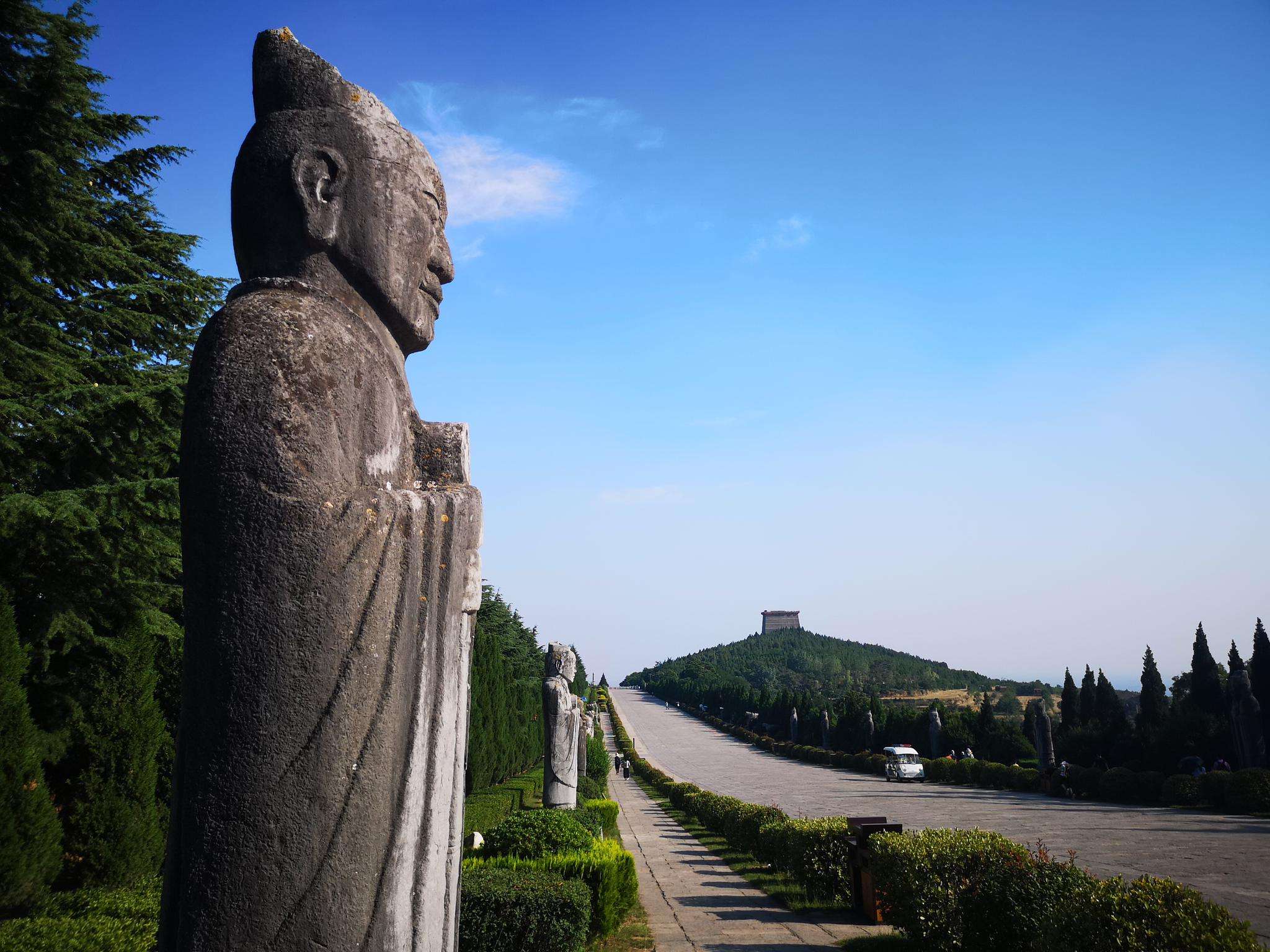 Qianling Tomb