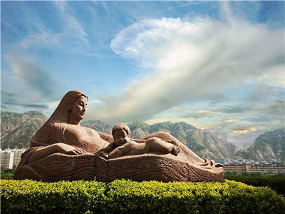 Yellow River Mother Sculpture