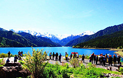 Heavenly Lake (Tianchi)