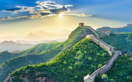 Hiking and Climbing The Great Wall