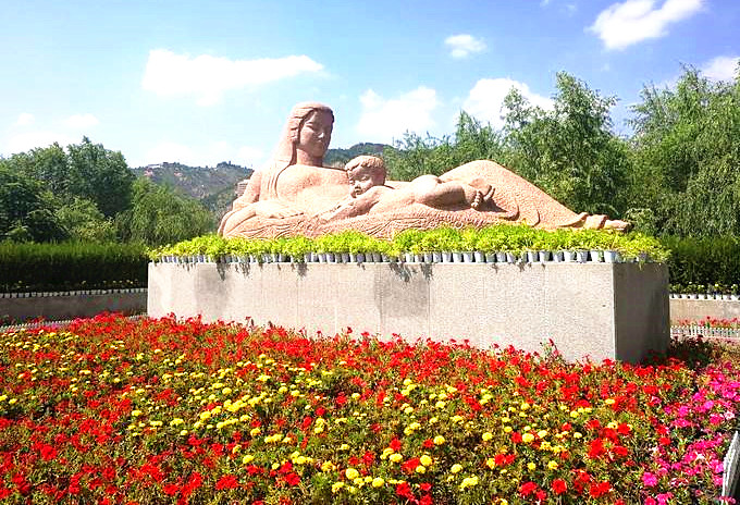 yellow river mother statue.jpg