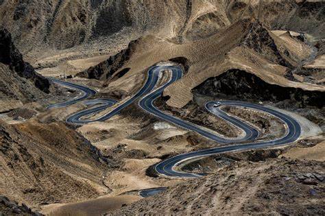 Carretera Panlong Ancient Road Kashgar Xinjiang Uygur China con 600 curvas cerradas Panlong Ancient Road Kashgar Xinjiang Uygur China with 600 hairpin bends Carretera Panlong Ancient Road Kashgar Xinjiang Uygur China con 600 curvas cerradas Panlong Ancient Road Kashgar Xinjiang Uygur China with 600 hairpin bends