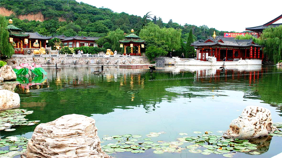 Huaqing Spring.jpg